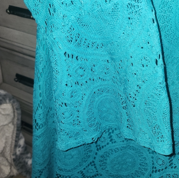 Dress - Picture 3 of 3